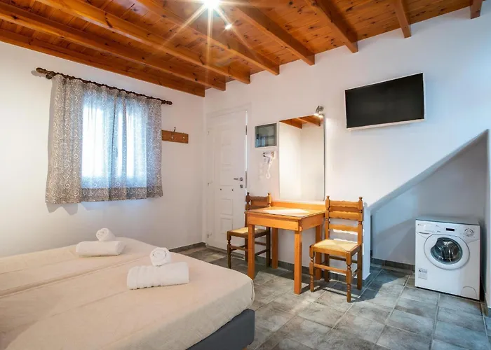 Standard Double Village-mountain View Second Floor アパート パロス島